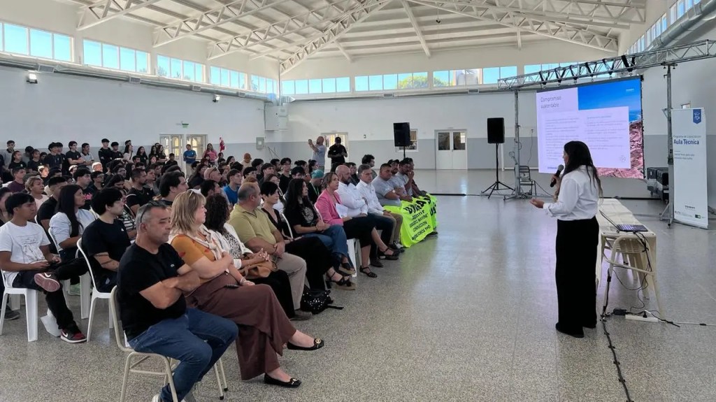 Capacitación y empleo: empresas refuerzan su rol en el desarrollo de Río Negro bajo la Ley 80-20