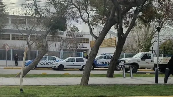 Un alumno fue herido en una escuela de&nbsp;Neuquén